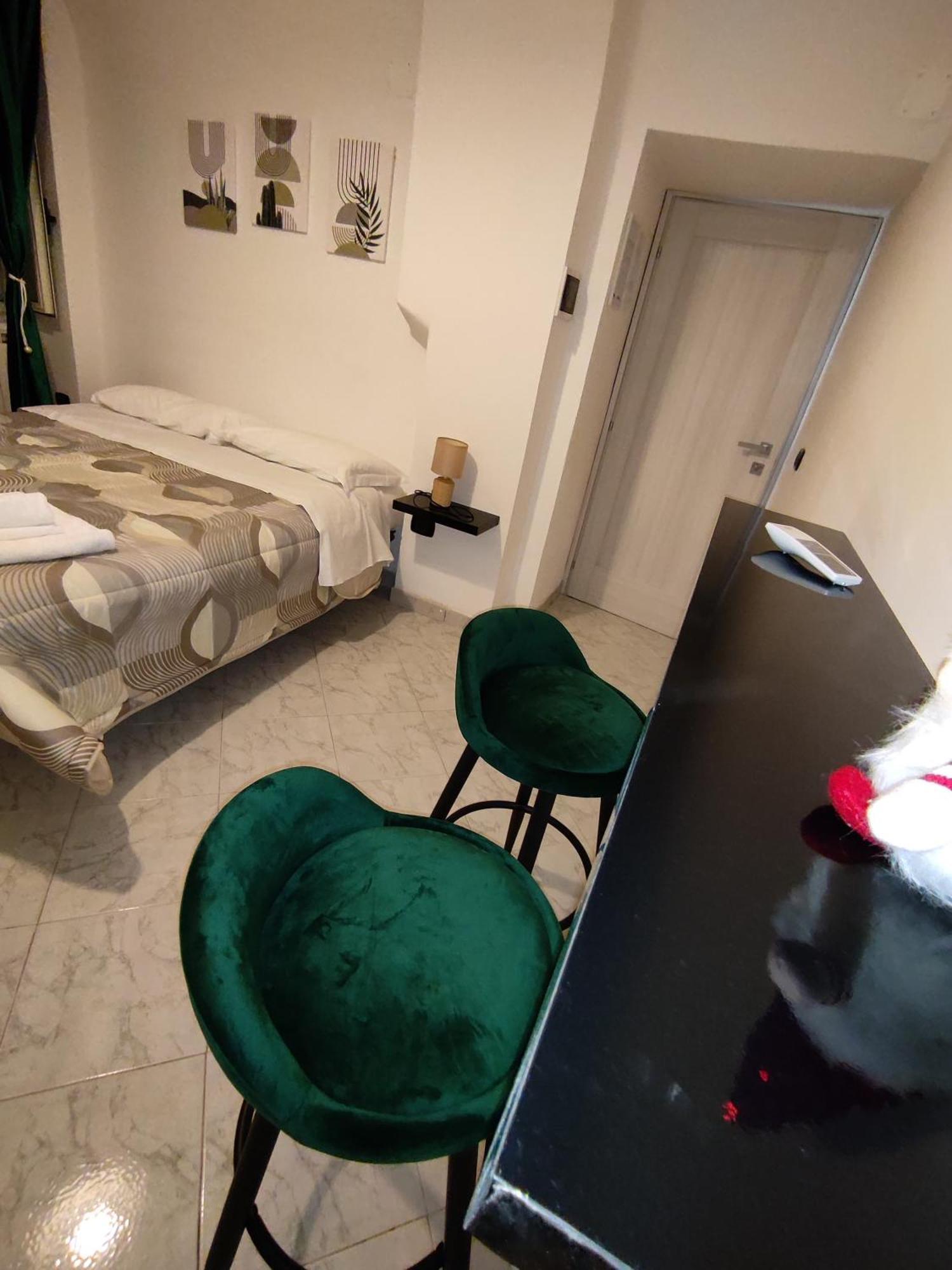 Il Cortile Bed & Breakfast Помпей Стая снимка